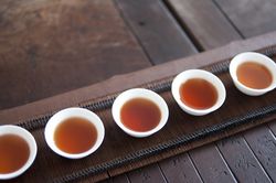 The best Chinese, Japanese, Indian and English teas, an exceptional  tea-drinking experience – from a French company? The story of Mariage Frères